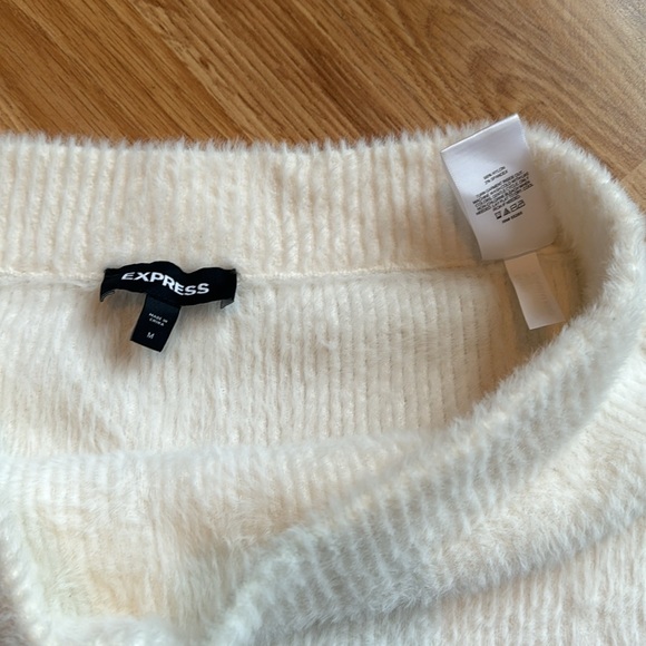 White Fuzzy Skirt from Express - size M (fits like a large) - Picture 2 of 6